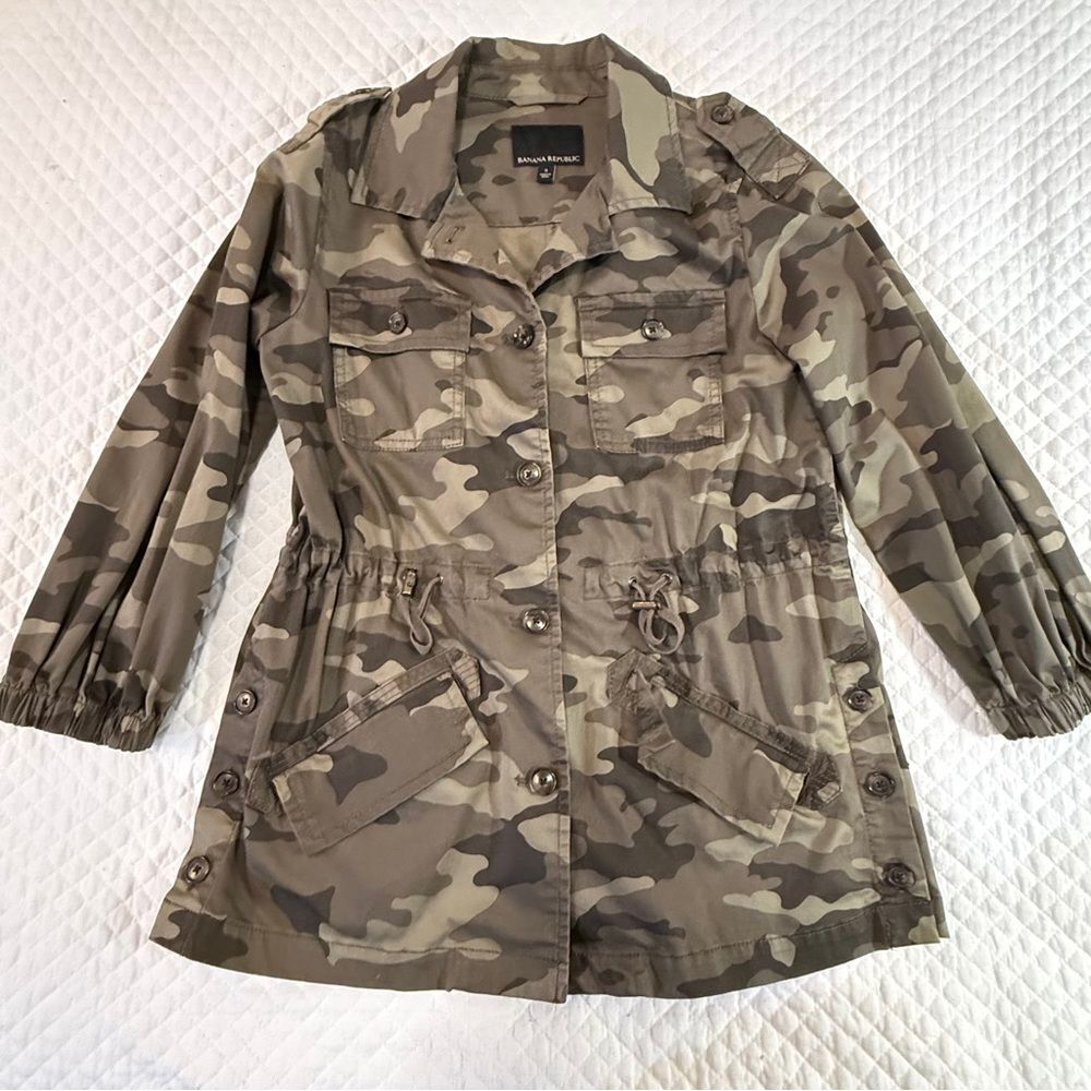Banana Republic Olive Camouflage Utility Jacket - Picture 14 of 16